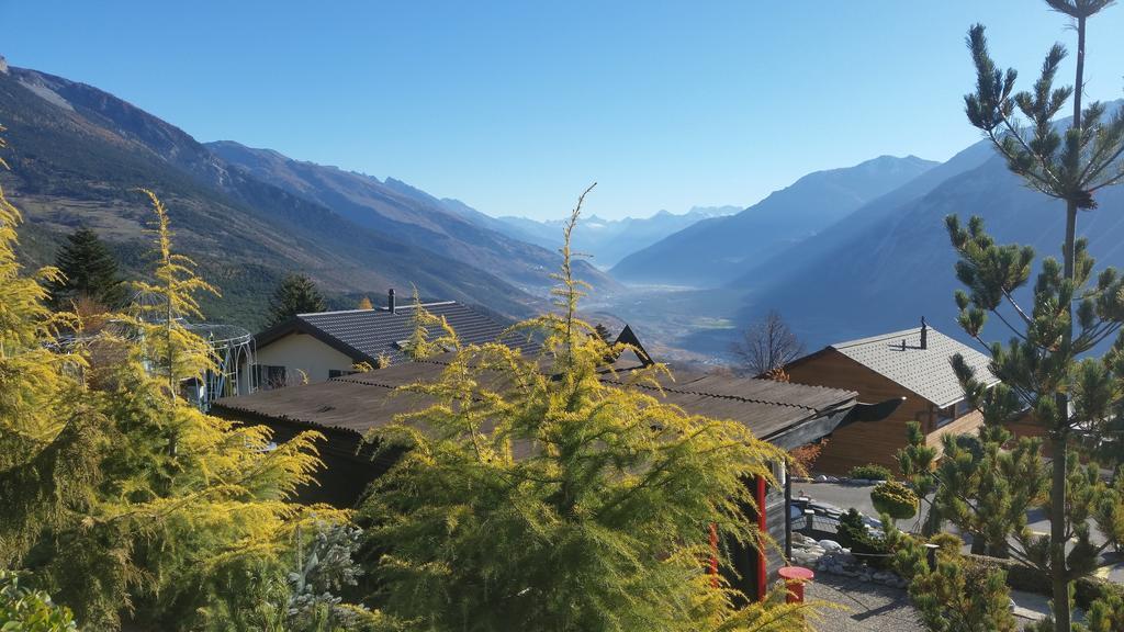 Mollens Chalet Apartment Crans-Montana Exterior photo